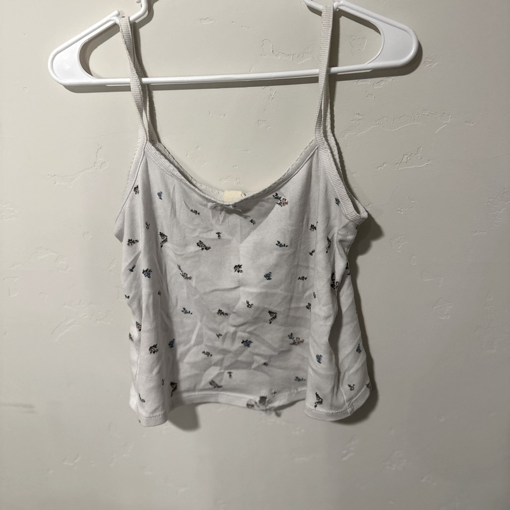 Floral Levi’s tank